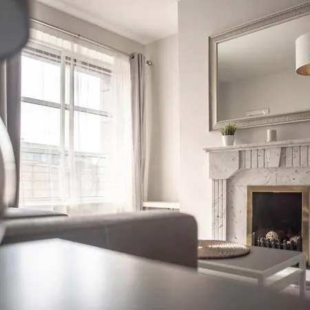 Harcourt Hall Appartement